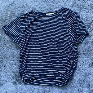 belly shirt size small